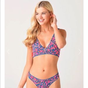 REVERSIBLE!! Maaji Bikini Set in Fushcia Prussian